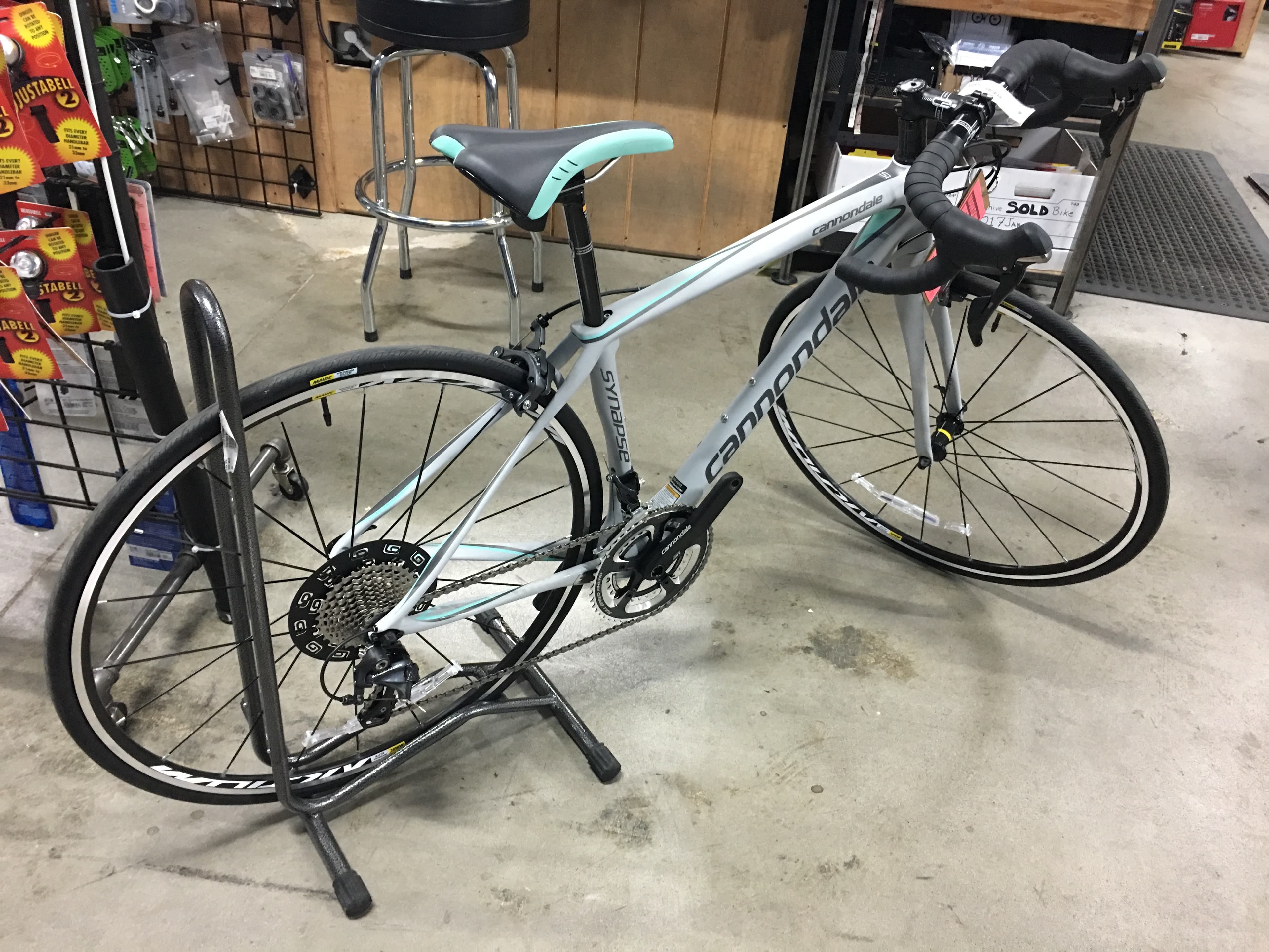 Cannondale synapse women's best sale bike