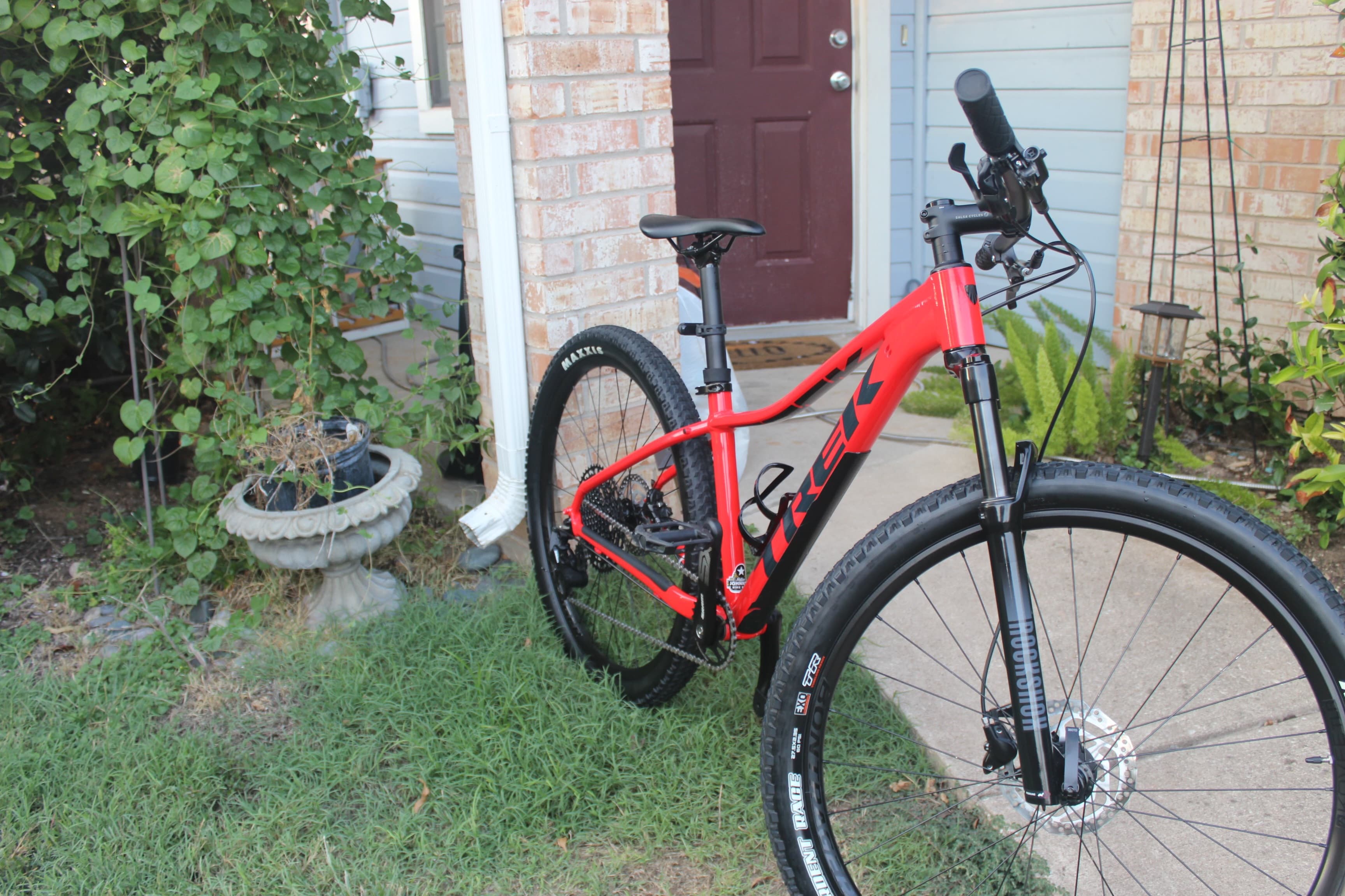 Trek marlin best sale 7 wsd 2021