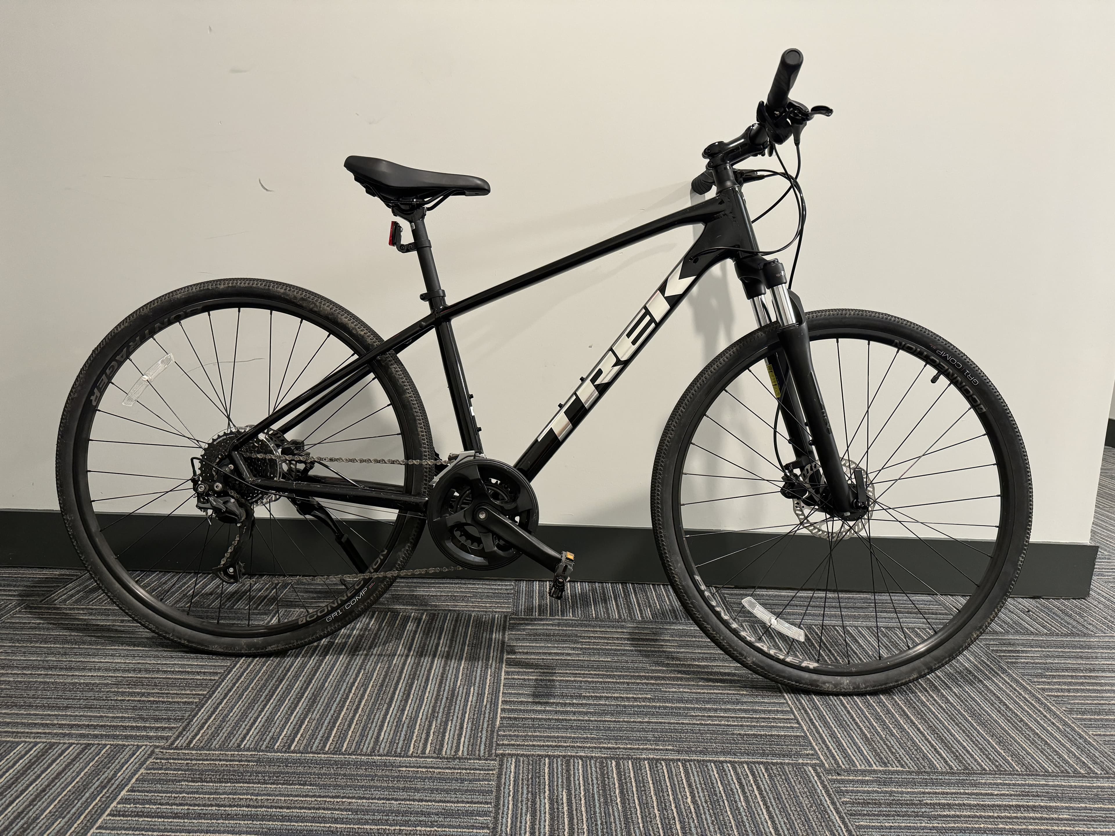 Trek dual store sport 1 hybrid