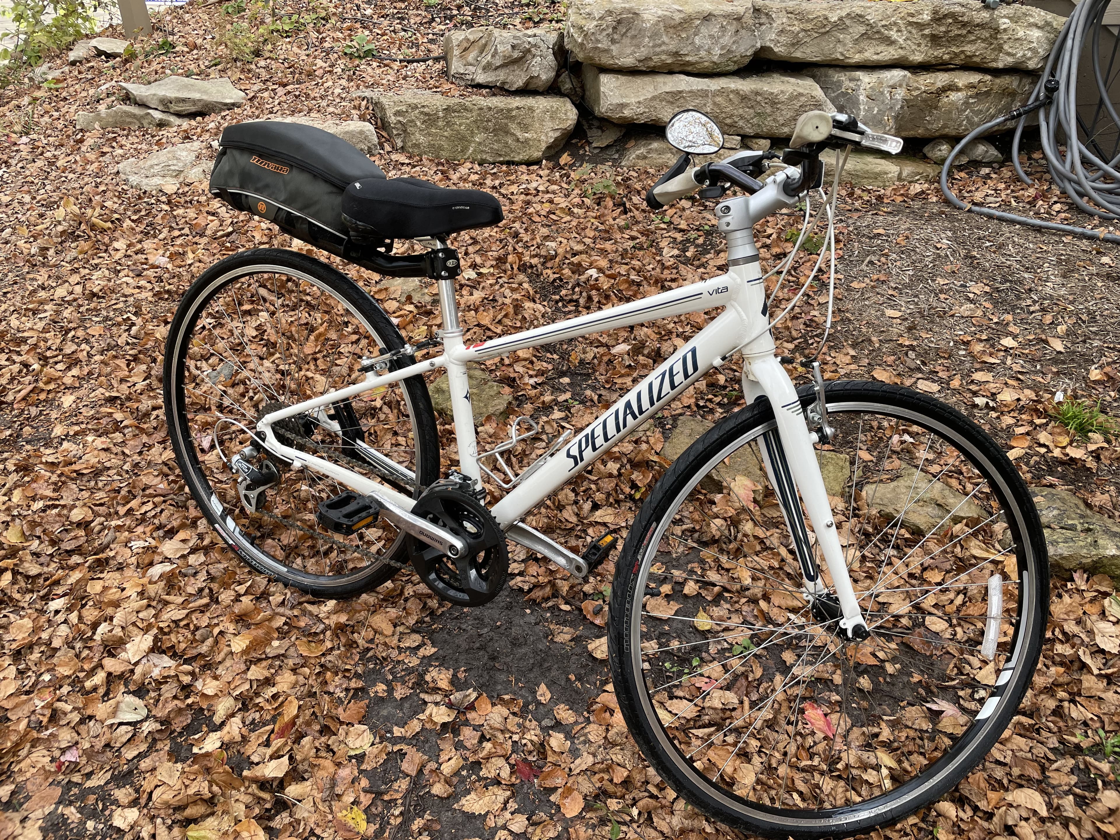 2017 Specialized Vita Sport Step Throu BicycleBlueBook