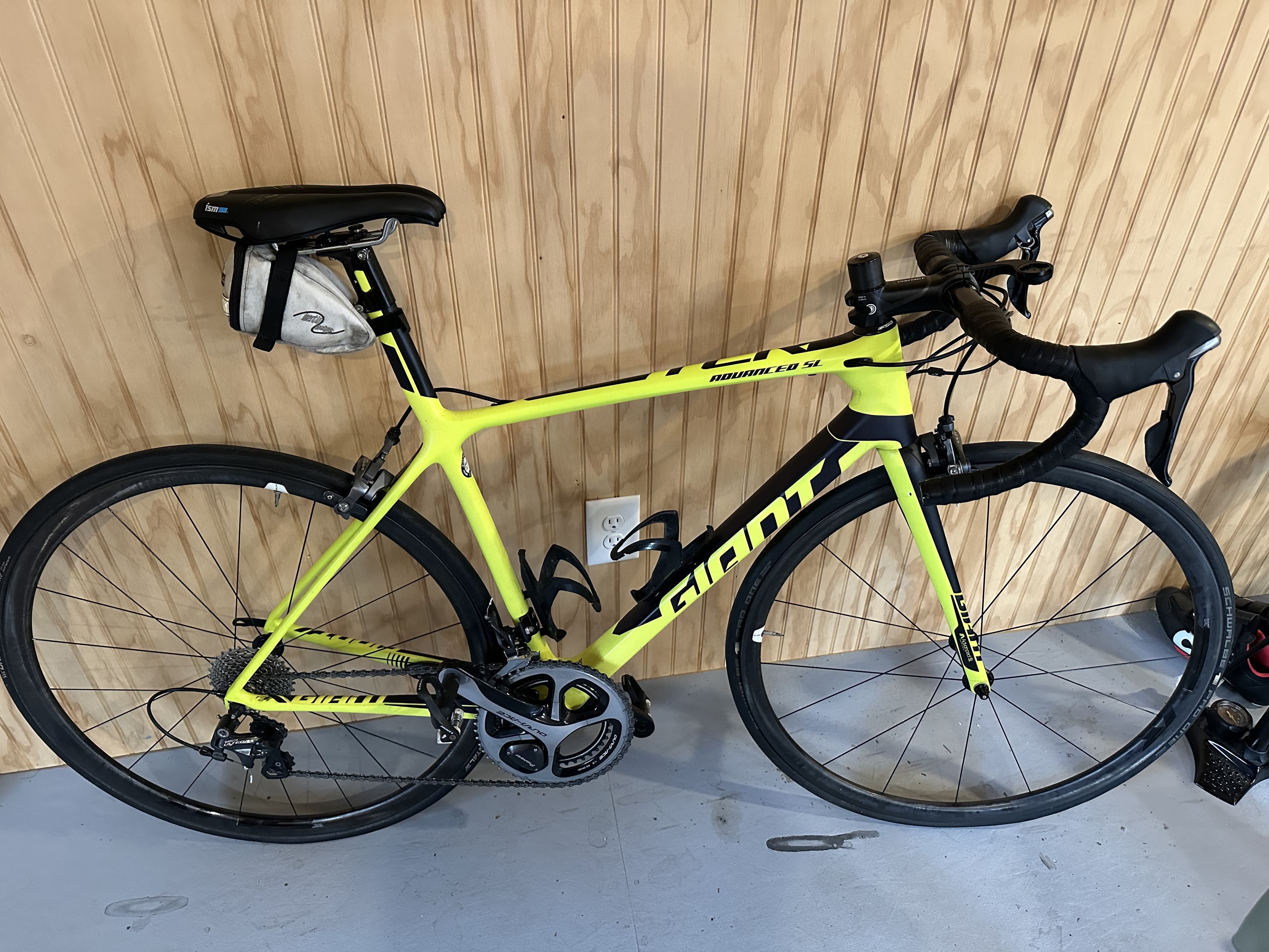 2016 Giant TCR Advanced SL 2 BicycleBlueBook
