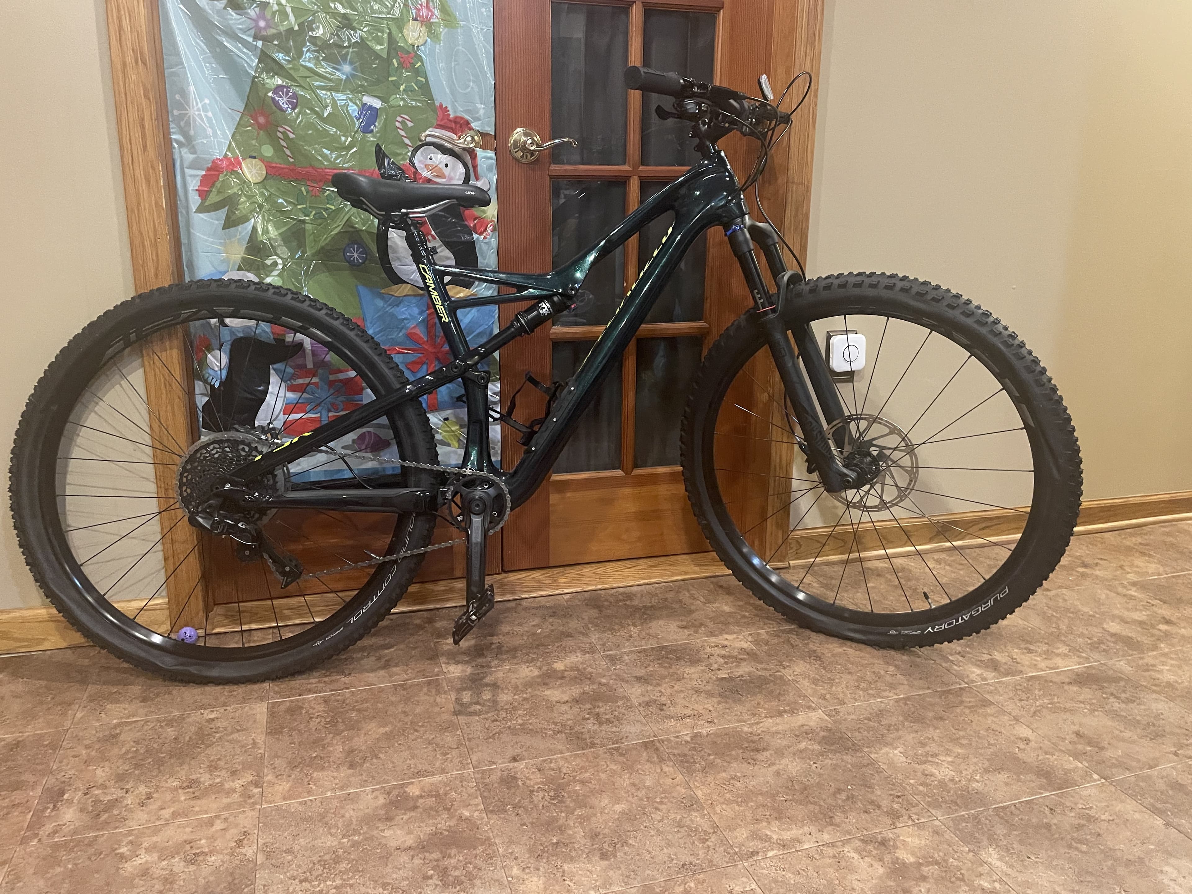 Specialized men's top camber comp 29