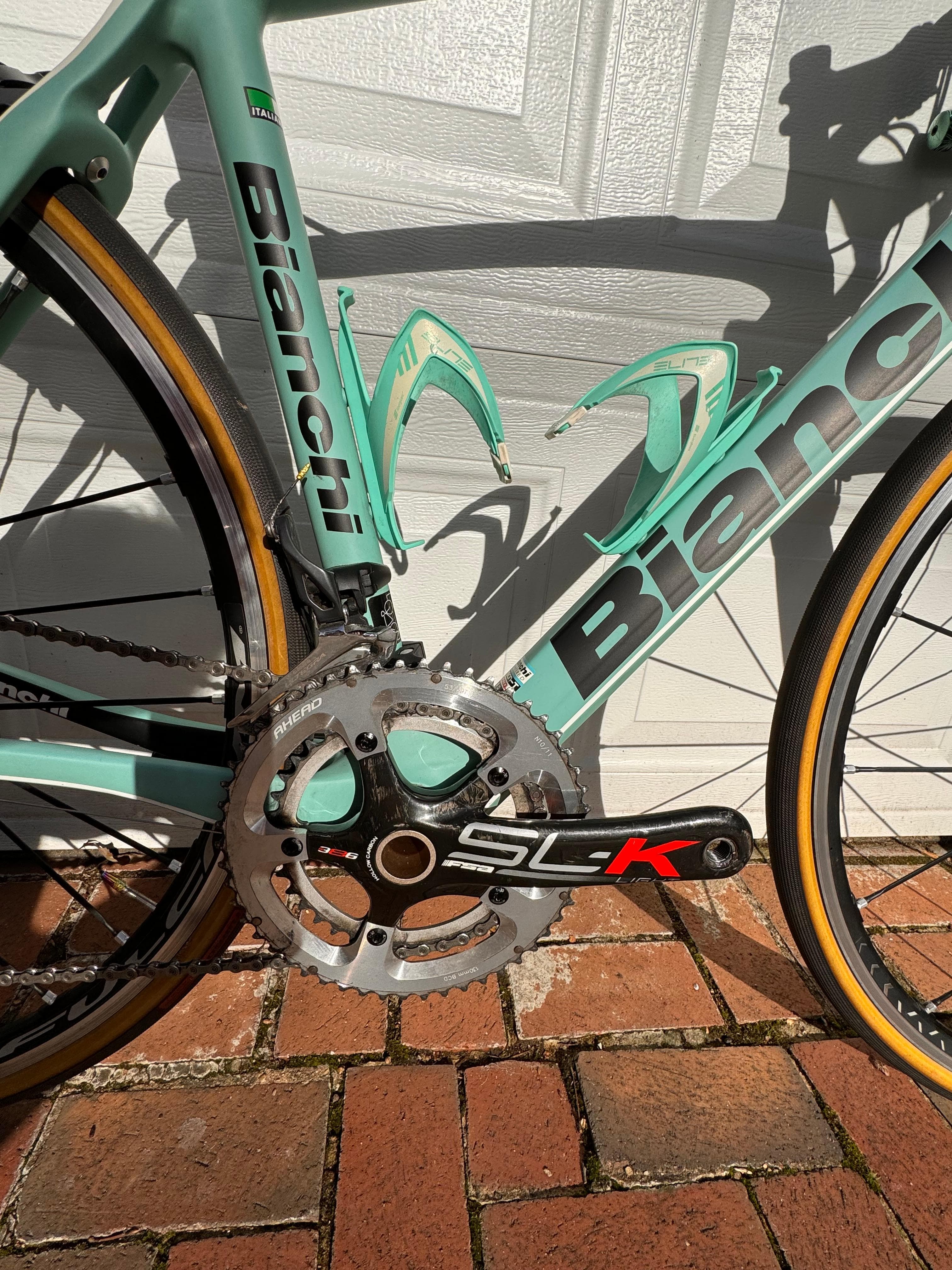 Bianchi infinito cv deals rim brake