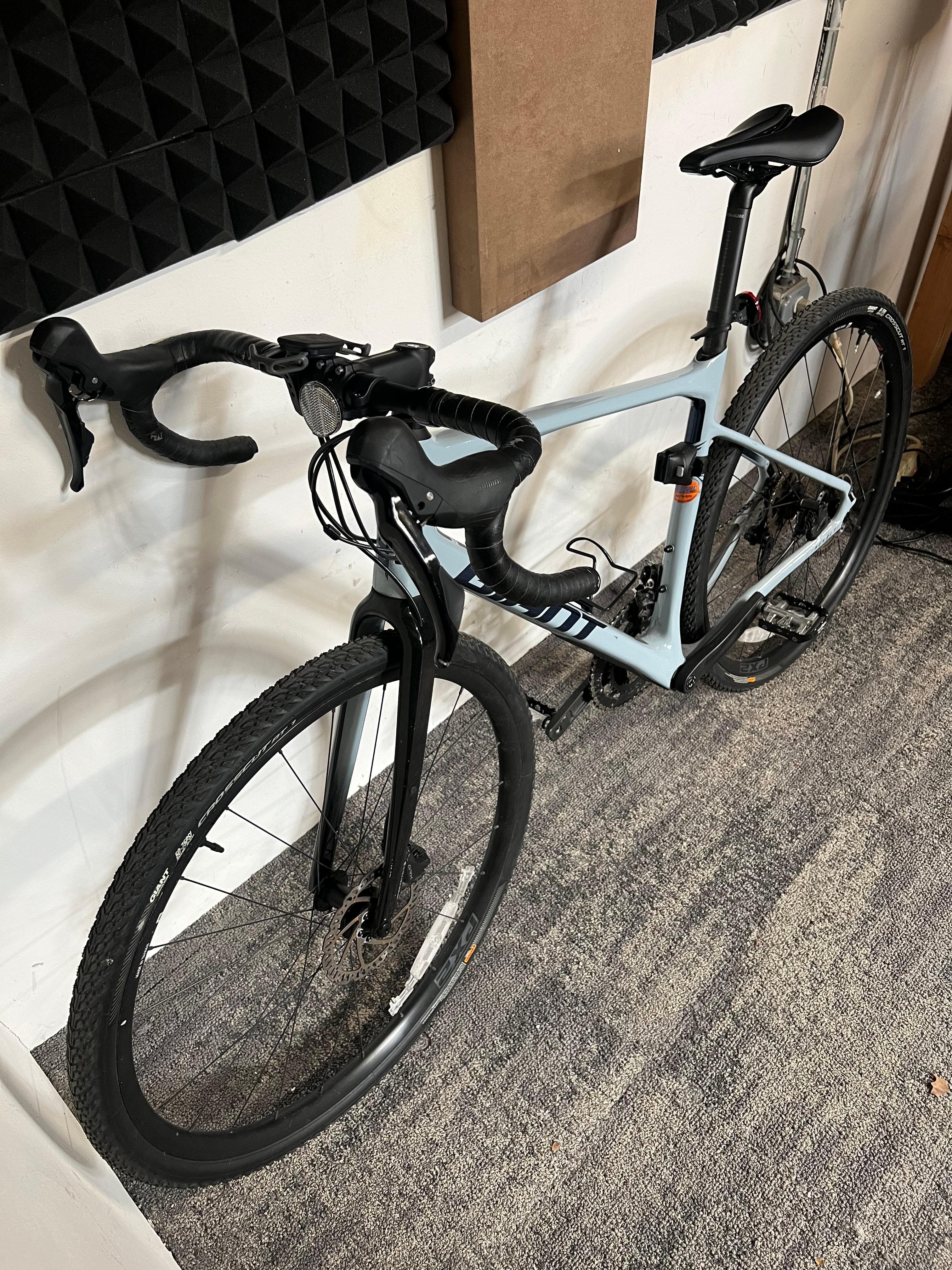 Giant revolt sale advanced 2021