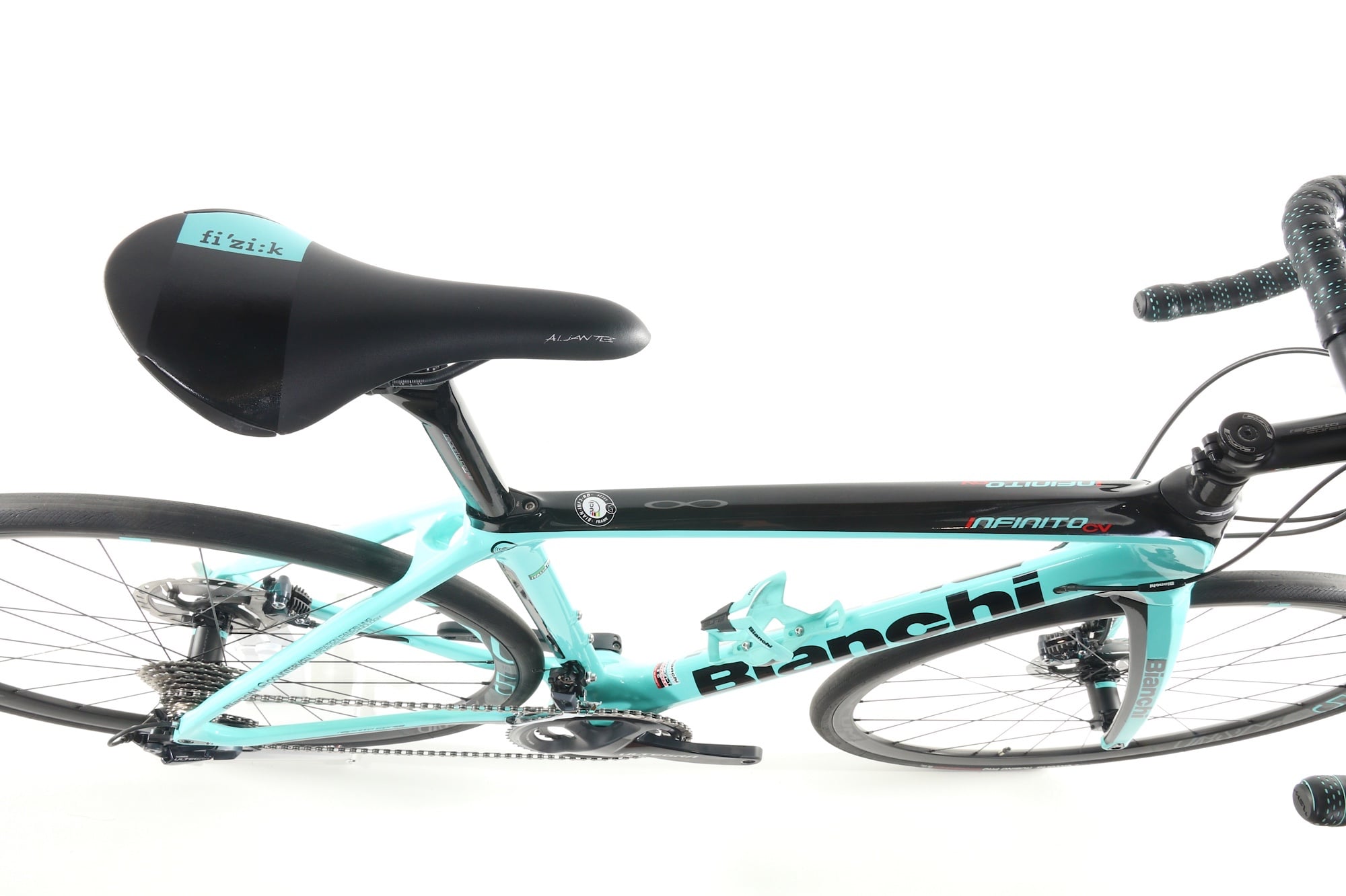 bianchi 2019 road bike Infinito CV Campagnolo Chorus flat mount caliper attachment Bianchi Tt Bike 2019 -