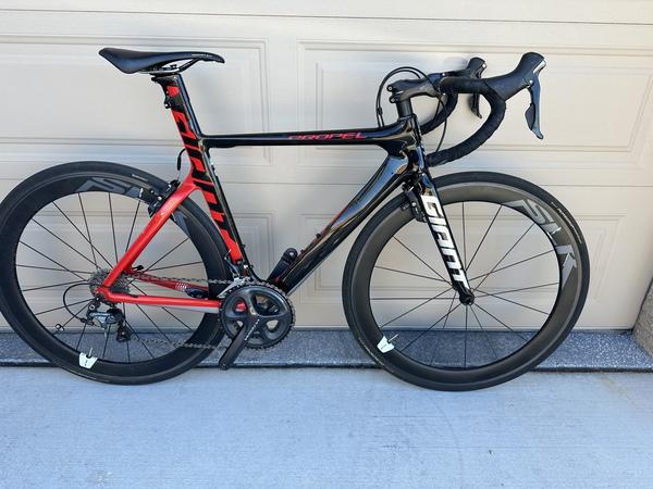 2016 Giant Propel Ad - Bicycle Details - BicycleBlueBook.com